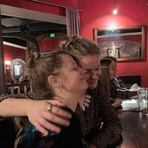 Meet your Posher, Cecelia